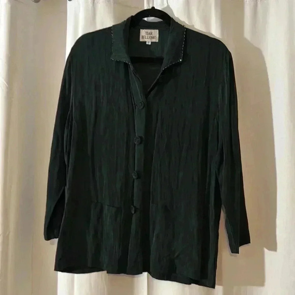 Tiar Bellomo Vintage Forest Green Blouse – Timeless Elegance - Picture 8 of 10